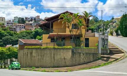 Casa com 4 quartos para alugar no Parque Vivaldi Leite Ribeiro, Poços de Caldas 