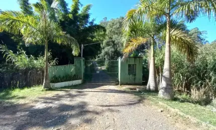 Fazenda à venda no Laranjeiras de Caldas, Caldas 
