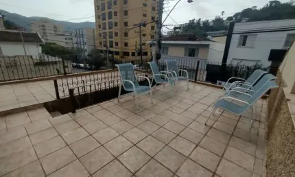 Casa com 3 quartos à venda no Centro, Poços de Caldas 