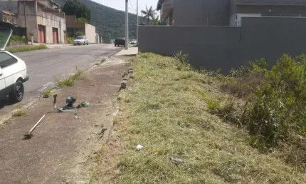Terreno à venda no Parque Véu das Noivas, Poços de Caldas 