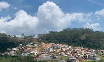 Terreno à venda no Loteamento Residencial Tiradentes, Poços de Caldas 