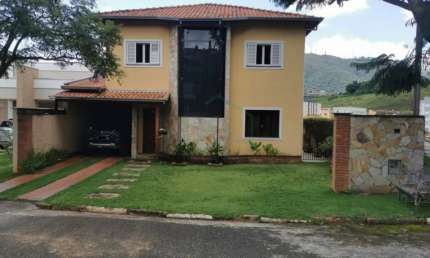 Casa em condomínio fechado com 4 quartos à venda no Condomínio Pitangueiras, Poços de Caldas 