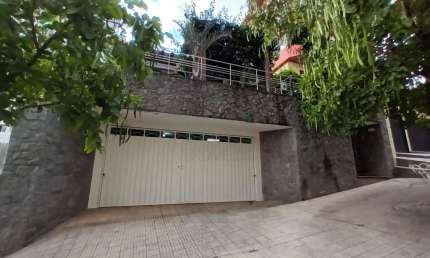 Casa com 3 quartos à venda no São Benedito, Poços de Caldas 