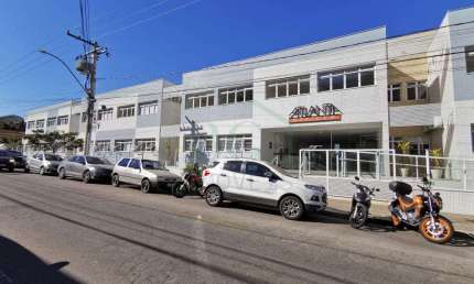 Ponto comercial para alugar no São Domingos, Poços de Caldas 