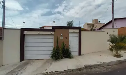 Casa com 2 quartos à venda no Jardim das Acácias, Poços de Caldas 