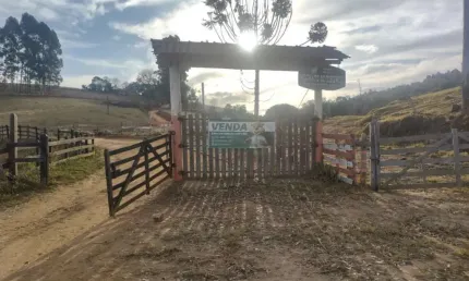 Fazenda à venda na Zona Rural, Caldas 