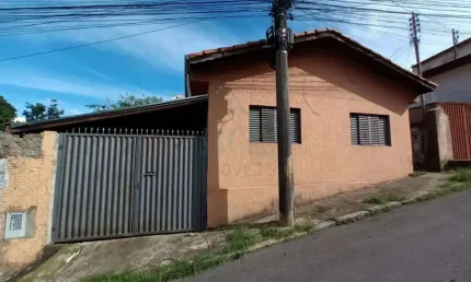 Casa com 5 quartos à venda no Centro, Poços de Caldas 