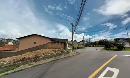 Terreno à venda no Jardim Centenário, Poços de Caldas 