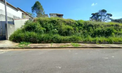 Terreno à venda no Parque Véu das Noivas, Poços de Caldas 