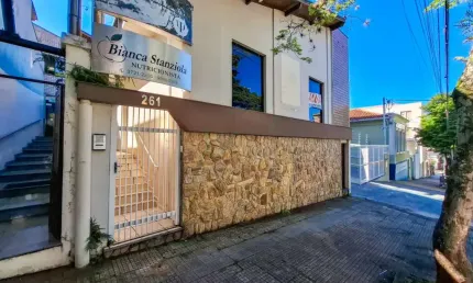 Casa comercial para alugar no Centro, Poços de Caldas 