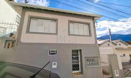 Casa com 3 quartos para alugar no Centro, Poços de Caldas 