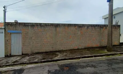 Terreno à venda no Parque Vivaldi Leite Ribeiro, Poços de Caldas 
