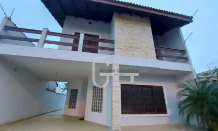 Casa com 4 dormitórios à venda, 250 m² por R$ 1.200.000,00 - Jardim Star - Peruíbe/SP
