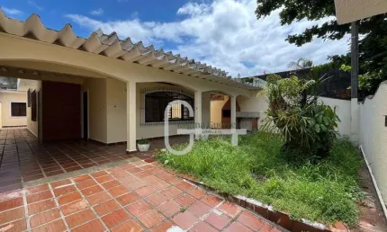 Casa com 3 dormitórios à venda, 149 m² por R$ 395.000,00 - Belmira Novaes - Peruíbe/SP