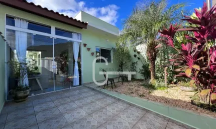 Casa com 2 dormitórios à venda, 80 m² por r$ 300.000,00 - jardim veneza - peruíbe/sp