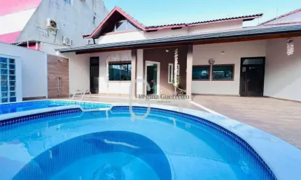 Casa com 4 dormitórios à venda, 222 m² por R$ 800.000,00 - Arpoador - Peruíbe/SP