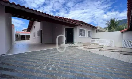 Casa com 3 dormitórios à venda, 178 m² por R$ 900.000,00 - Centro - Peruíbe/SP