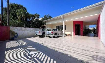 Casa com 3 dormitórios à venda, 220 m² por R$ 990.000,00 - Centro - Peruíbe/SP