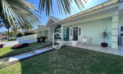 Casa com 3 dormitórios à venda, 311 m² por R$ 1.600.000,00 - Bougainvillee III - Peruíbe/SP