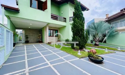 Casa com 4 dormitórios à venda, 241 m² por r$ 1.400.000,00 - condomínio residencial três marias - peruíbe/sp