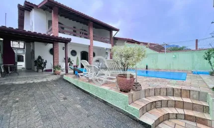 Casa com 5 dormitórios à venda, 212 m² por R$ 900.000,00 - Parque Balneário Oásis - Peruíbe/SP
