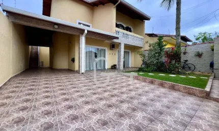Casa com 3 dormitórios à venda, 263 m² por R$ 700.000,00 - Belmira Novaes - Peruíbe/SP