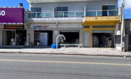 Apartamento à venda no coração de Peruíbe, no bairro Centro.