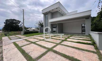 Casa com 3 dormitórios à venda, 200 m² por R$ 950.000,00 - Residencial São Luiz - Peruíbe/SP