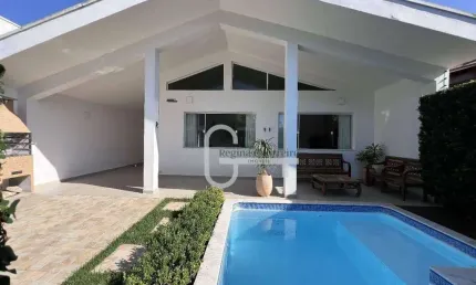 Casa com 4 dormitórios à venda, 251 m² por R$ 960.000,00 - Parque Balneário Oásis - Peruíbe/SP