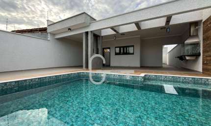 Casa com 3 dormitórios à venda, 155 m² por R$ 650.000,00 - Estância São José - Peruíbe/SP