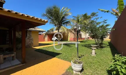 Casa com 4 dormitórios à venda, 273 m² por R$ 740.000,00 - Jardim Icaraiba - Peruíbe/SP