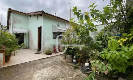 Casa com 2 dormitórios à venda, 61 m² por R$ 245.000,00 - Estância São José - Peruíbe/SP