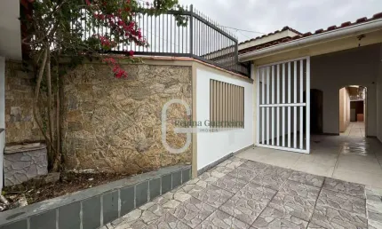 Casa com 2 dormitórios à venda, 78 m² por R$ 360.000,00 - Arpoador - Peruíbe/SP