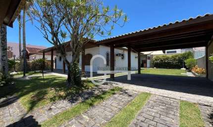 Casa com 3 dormitórios à venda, 180 m² por R$ 1.100.000,00 - Parque Balneário Oásis - Peruíbe/SP