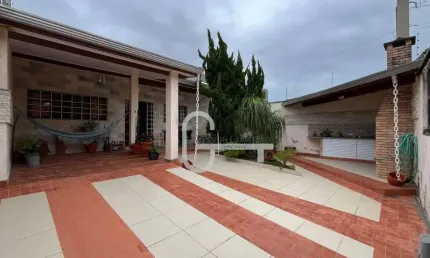 Casa com 3 dormitórios à venda, 135 m² por R$ 485.000,00 - Estância São José - Peruíbe/SP