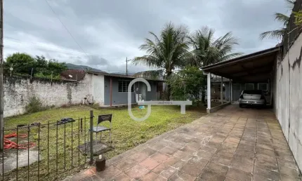 Casa com 2 dormitórios à venda, 102 m² por R$ 280.000,00 - Jardim Veneza - Peruíbe/SP