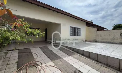 Casa com 3 dormitórios à venda, 104 m² por R$ 450.000,00 - Balneário Florida - Peruíbe/SP