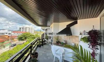 Apartamento com 2 dormitórios à venda, 156 m² por R$ 600.000,00 - Balneario Samburá - Peruíbe/SP