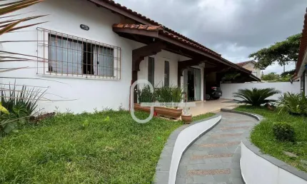 Casa com 3 dormitórios à venda, 112 m² por R$ 700.000,00 - Balneário Stella Maris - Peruíbe/SP