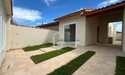 Casa com 3 dormitórios à venda, 87 m² por R$ 435.000,00 - Balneário São João Batista II - Peruíbe/SP