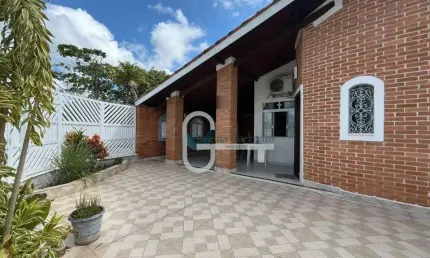 Casa com 3 dormitórios à venda, 172 m² por R$ 685.000,00 - Balneário São João Batista - Peruíbe/SP