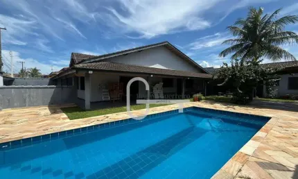Casa com 4 dormitórios à venda, 349 m² por R$ 980.000,00 - Estância Balneária Convento Velho - Peruíbe/SP