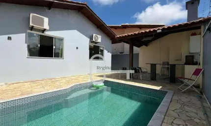 Casa com 3 dormitórios à venda, 120 m² por R$ 690.000,00 - Estância São José - Peruíbe/SP