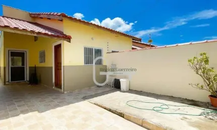 Casa com 2 dormitórios à venda, 70 m² por R$ 240.000,00 - Vila Erminda - Peruíbe/SP