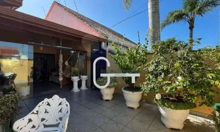 Casa com 3 dormitórios à venda, 140 m² por R$ 650.000,00 - Parque Balneário Oásis - Peruíbe/SP