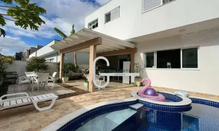 Casa com 4 dormitórios à venda, 232 m² por R$ 1.850.000,00 - Bougainvillee IV - Peruíbe/SP