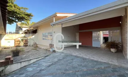 Casa com 4 dormitórios à venda, 181 m² por R$ 720.000,00 - Balneário Florida - Peruíbe/SP