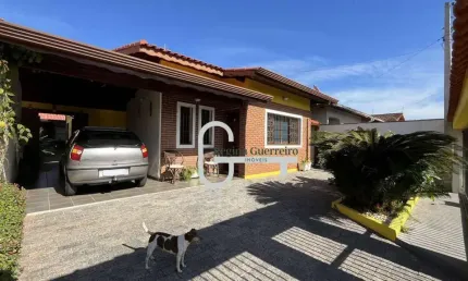 Casa com 3 dormitórios à venda, 153 m² por R$ 650.000,00 - Balneário São João Batista - Peruíbe/SP