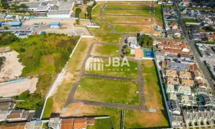 Terrenos em condomínio de alto padrão próximo ao parque  shopping boulevard no xaxim