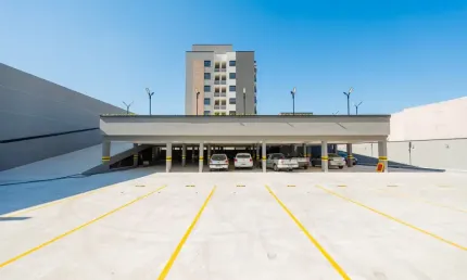 Apartamento 2 quartos com ótimo padrão de acabamento no coração do Hauer